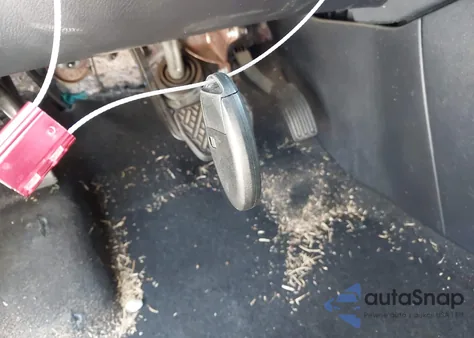 2017 Nissan Pathfinder Sl z USA, uszkodzony, nr VIN 5N1DR2MM8HC908511